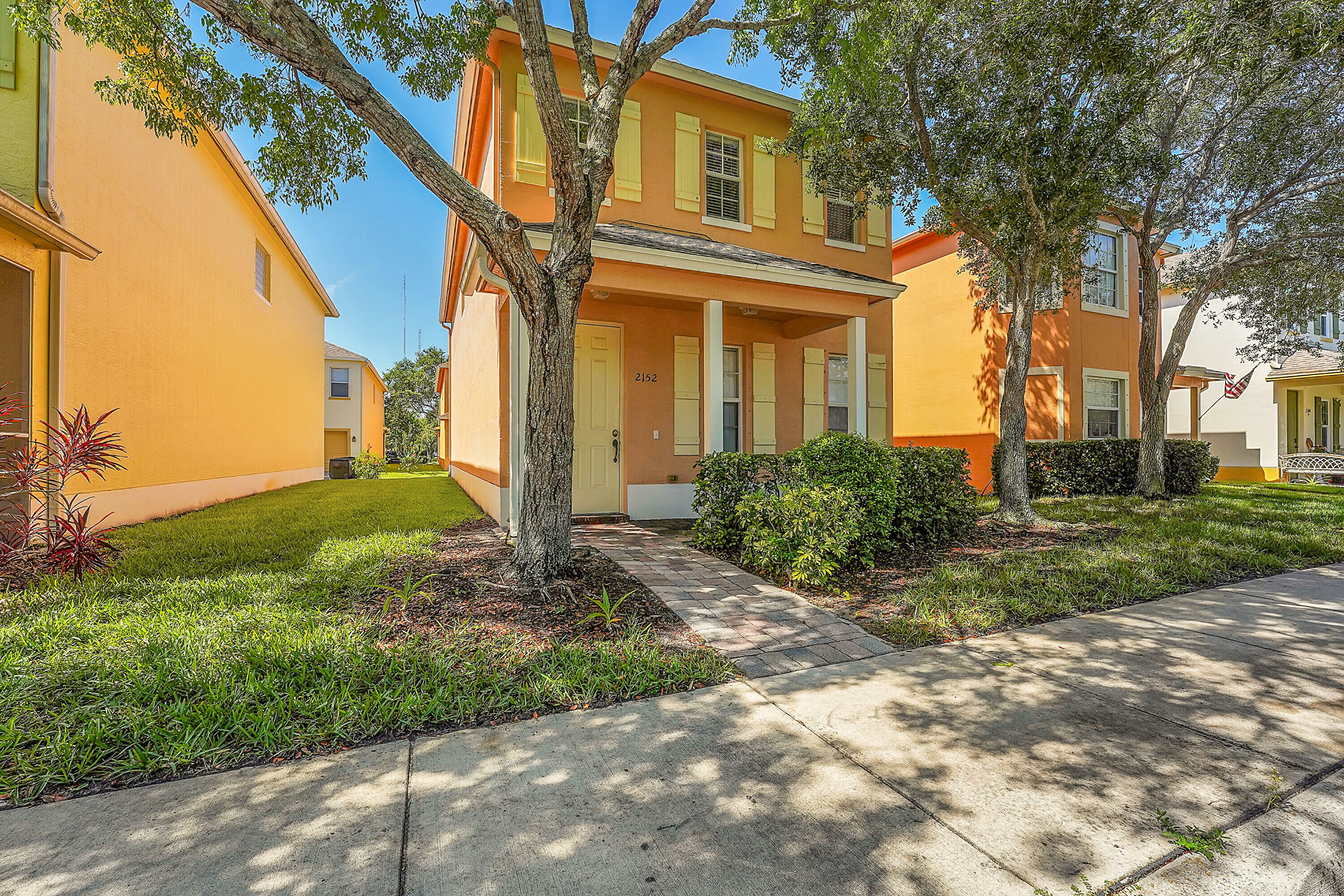 Property Photo:  2152 SE Casselberry Drive  FL 34952 