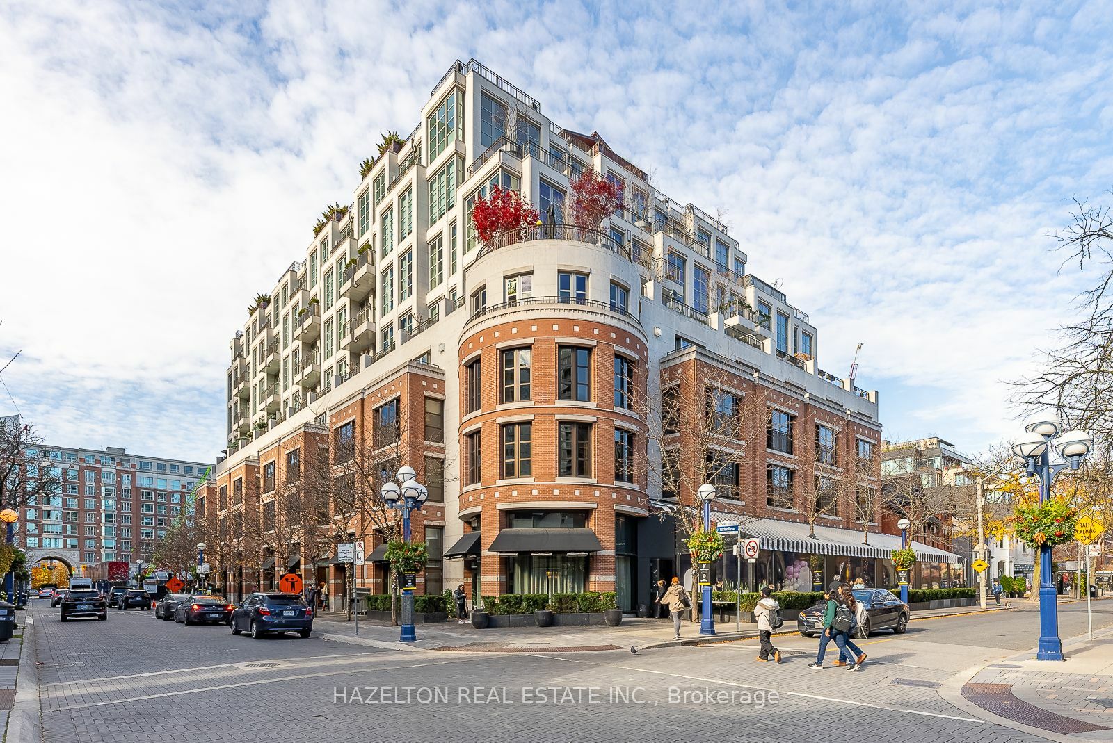 Property Photo:  118 Yorkville Ave 601  ON M5R 1H5 