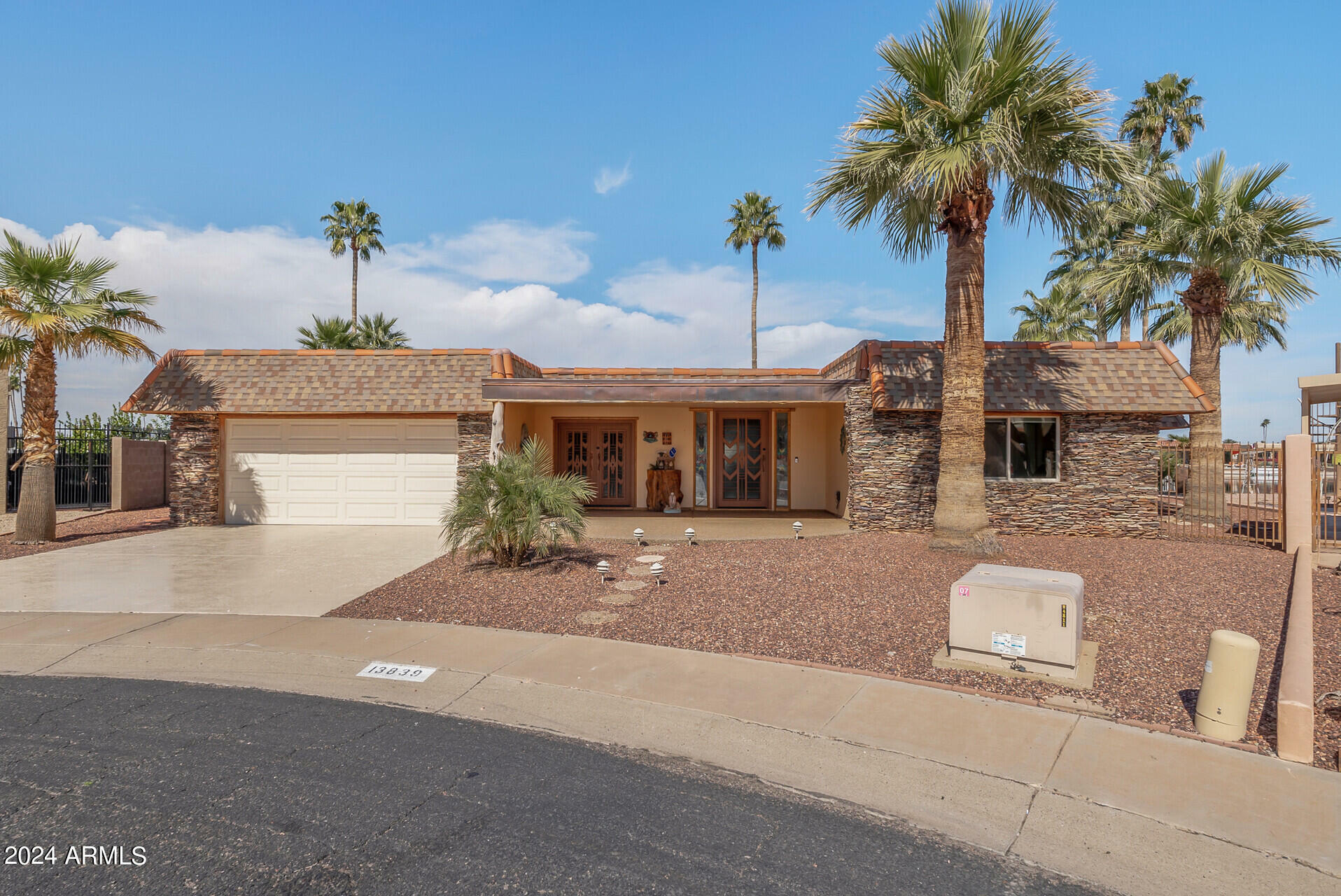 Property Photo:  13839 N Crown Point  AZ 85351 