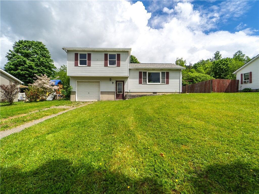 Property Photo: 7 Hillside Drive NY 14572