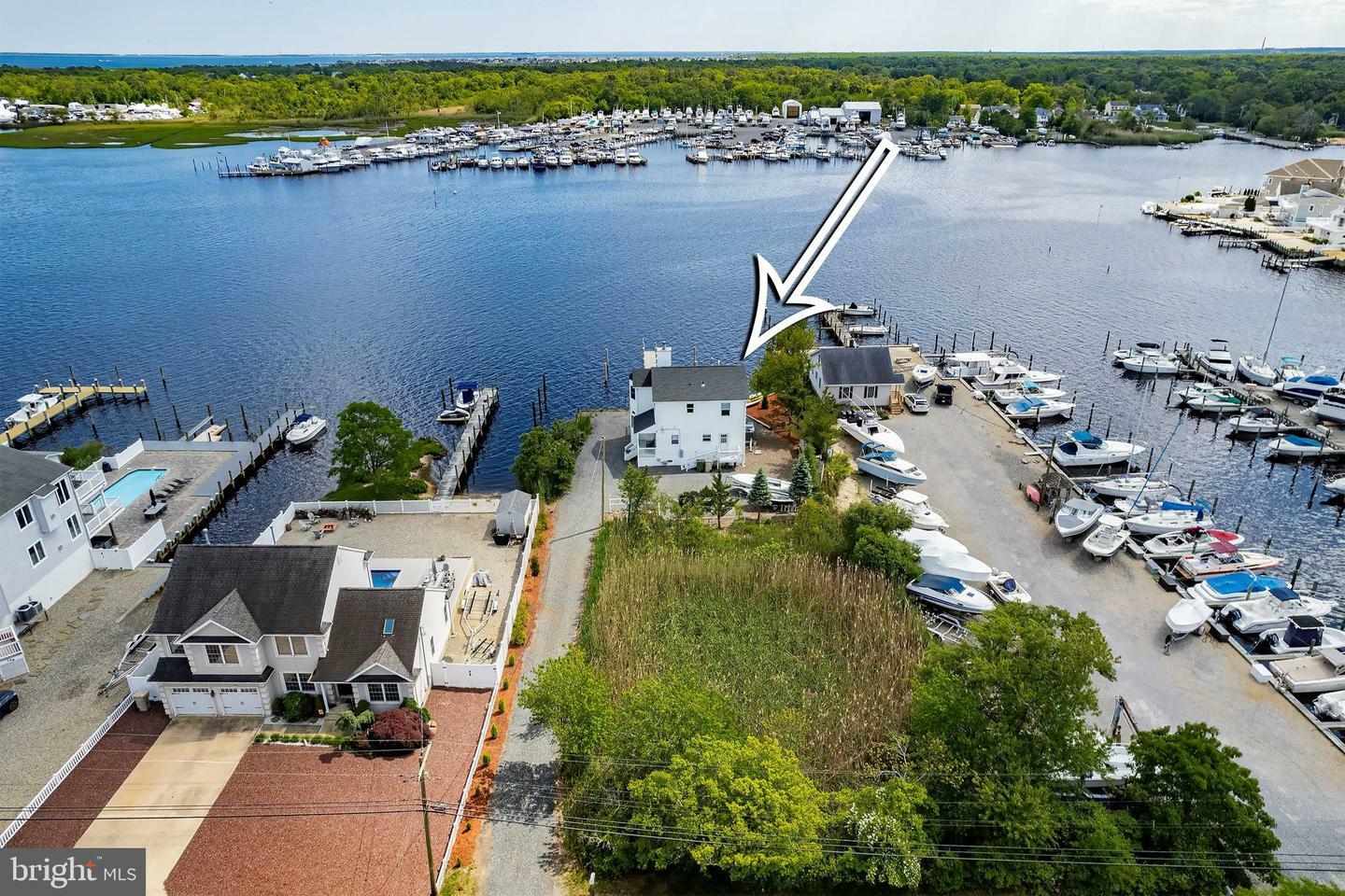 Property Photo:  122 Harbor Inn Road  NJ 08721 