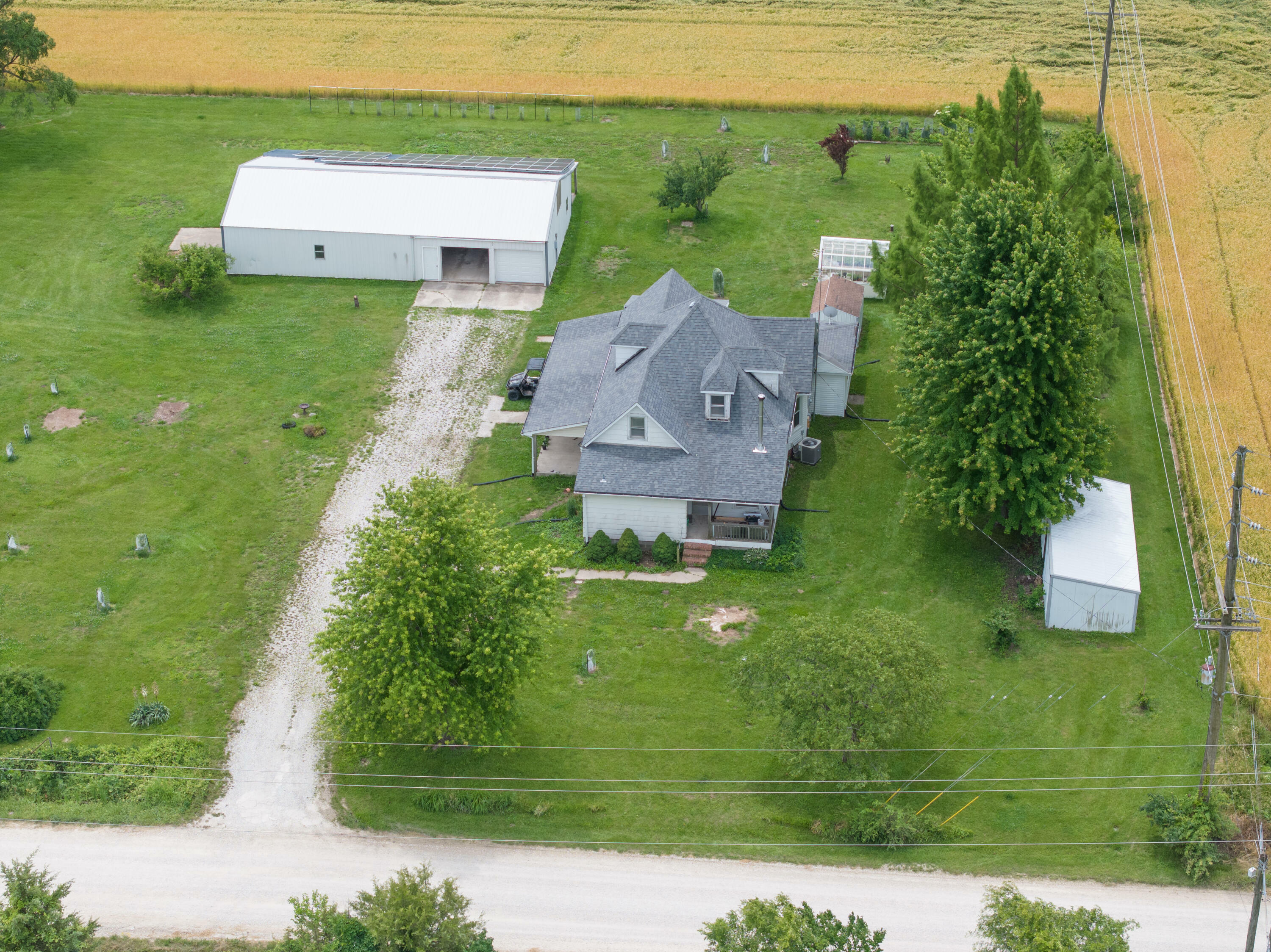 Property Photo:  1556 County Road 2320  MO 65270 