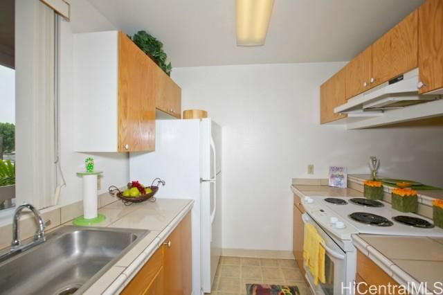 Property Photo:  94-870 Lumiauau Street T204  HI 96797 