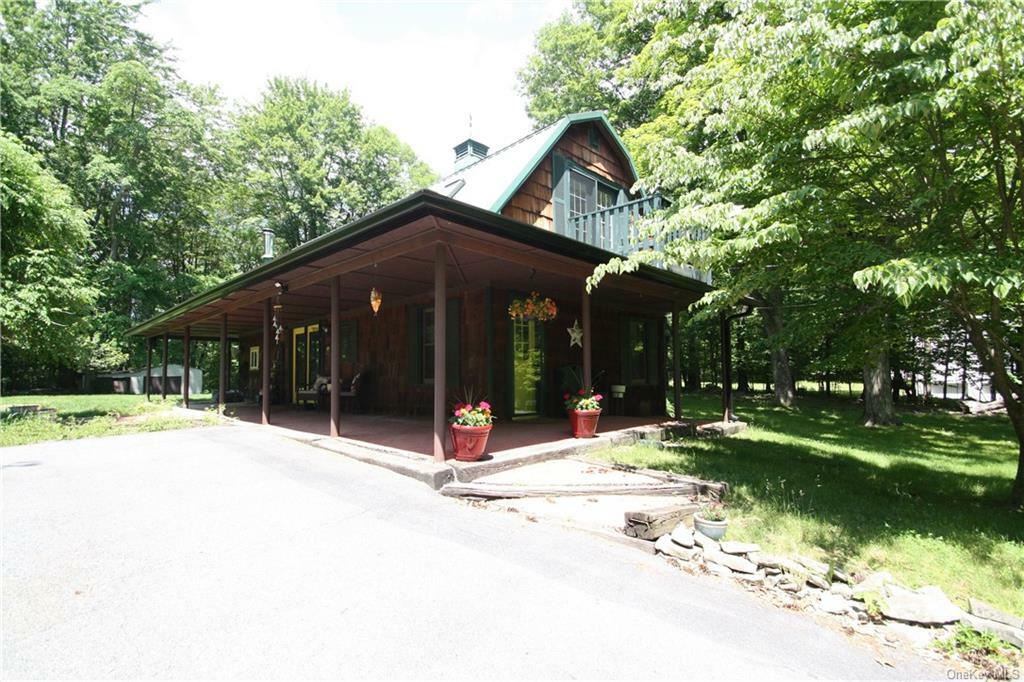 Property Photo:  104 Shawangunk Road  NY 10941 