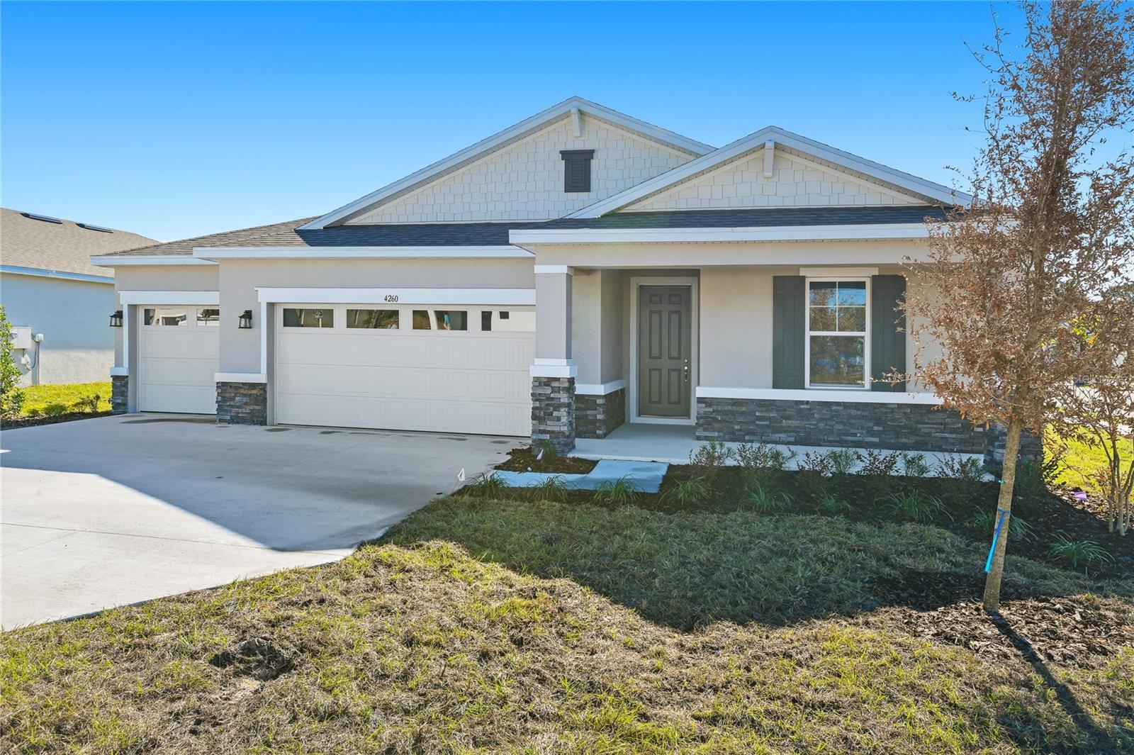 Property Photo: 4260 Sawtooth Court FL 32778
