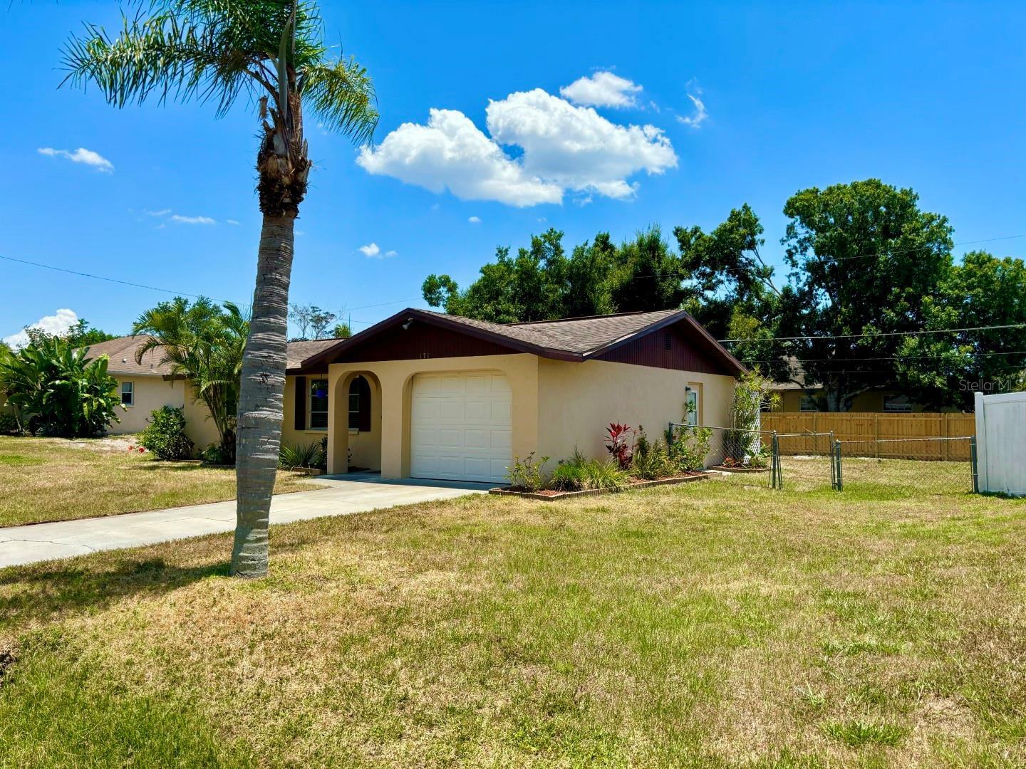 Property Photo:  171 Loyola Road  FL 34293 