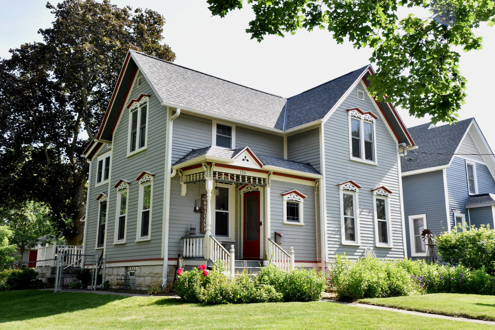 Property Photo: 126 W Laflin Ave WI 53186
