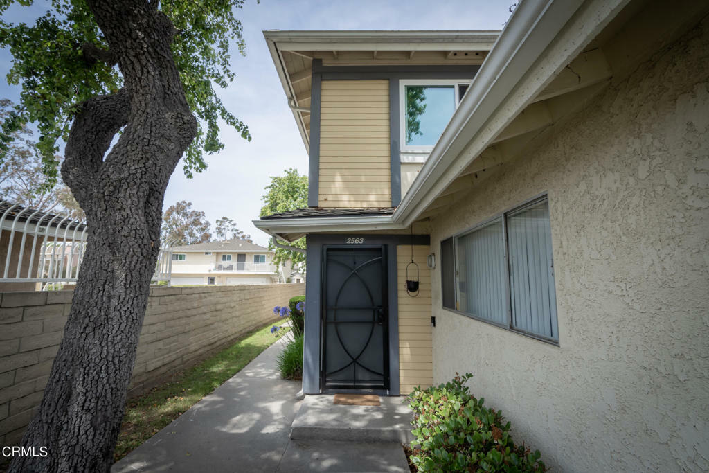 Property Photo:  2563 Rudder Avenue  CA 93041 