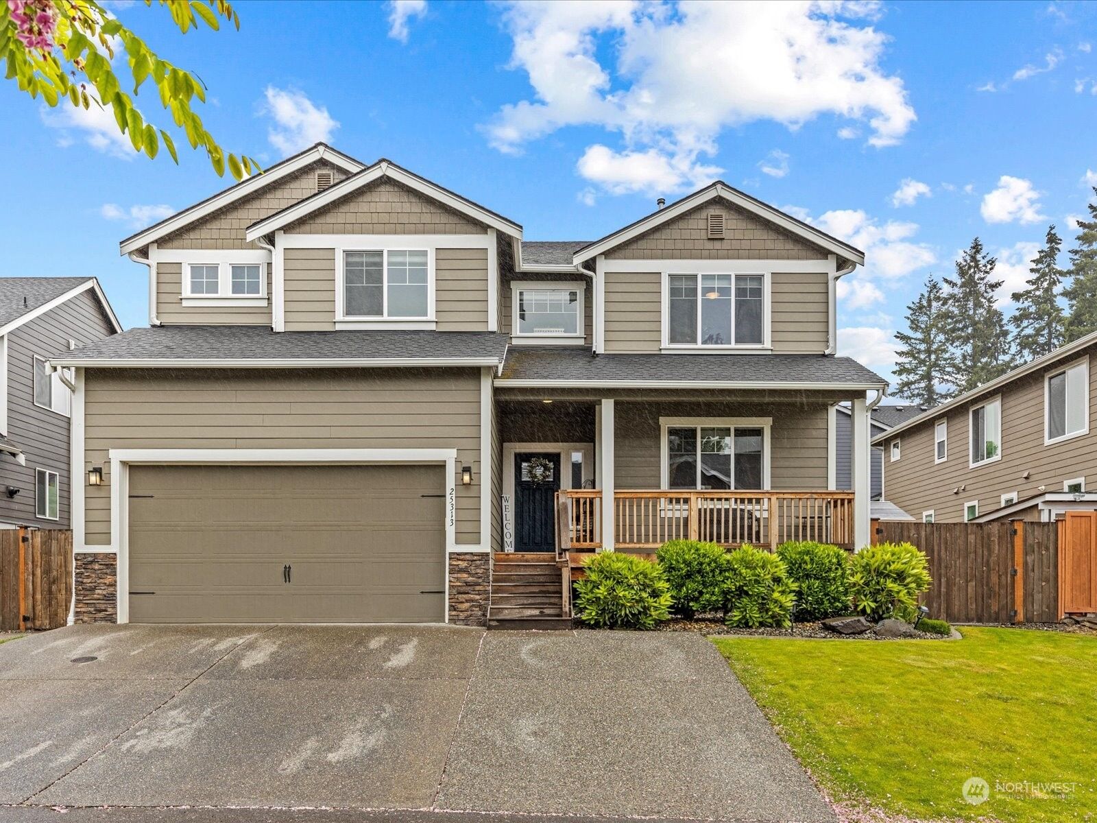 Property Photo: 25313 123 Place SE WA 98030