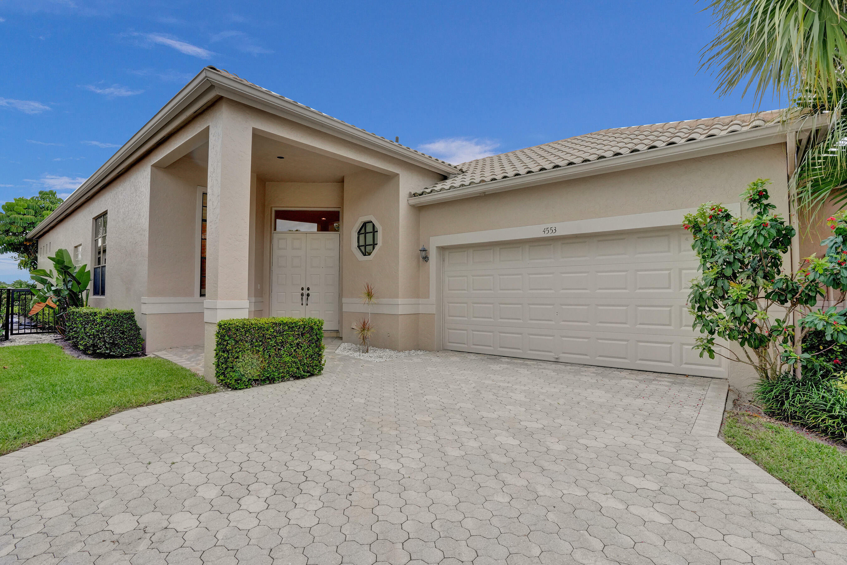 Property Photo:  4553 Barclay Fair Way  FL 33449 