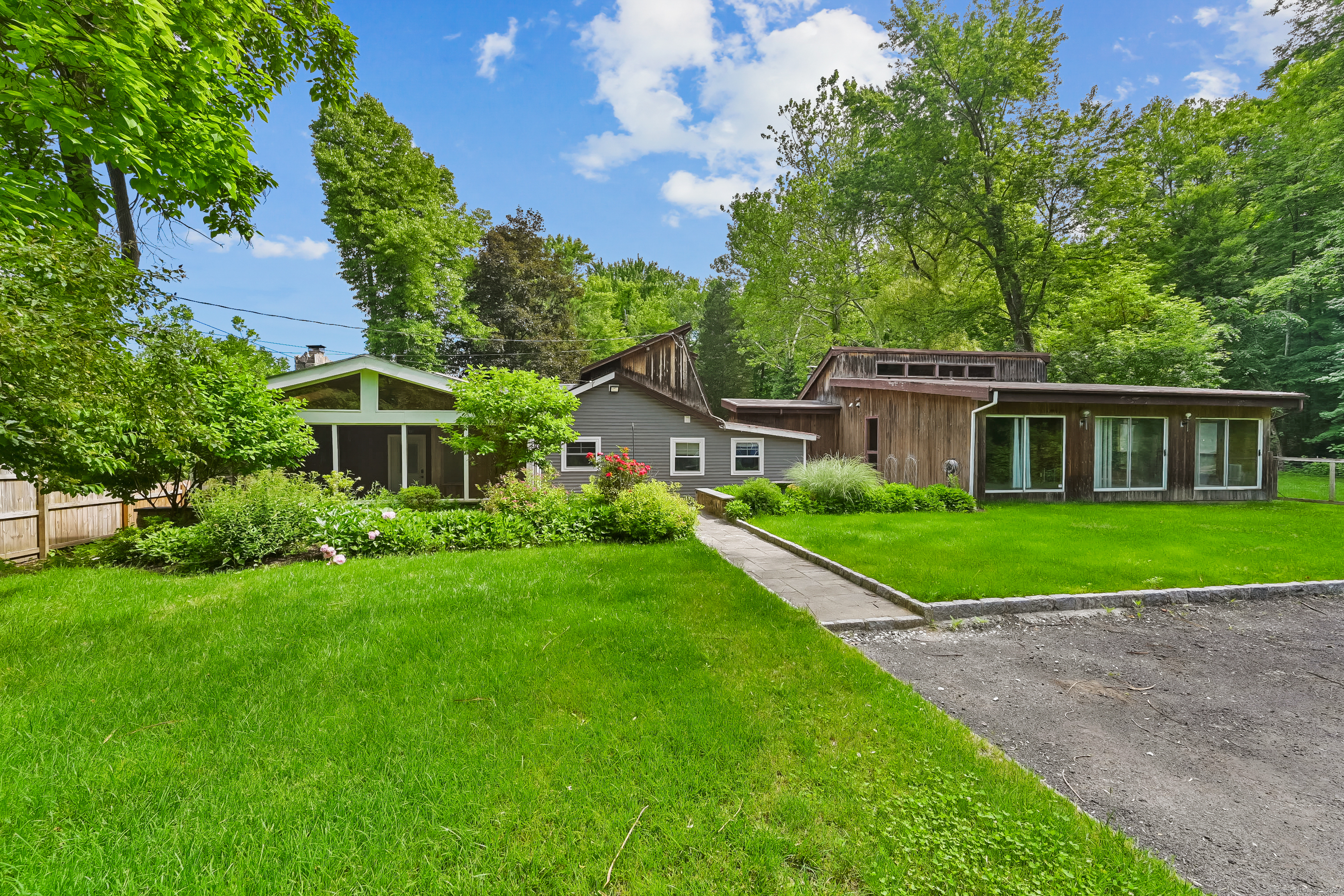 Property Photo: 307 Grove Street CT 06776