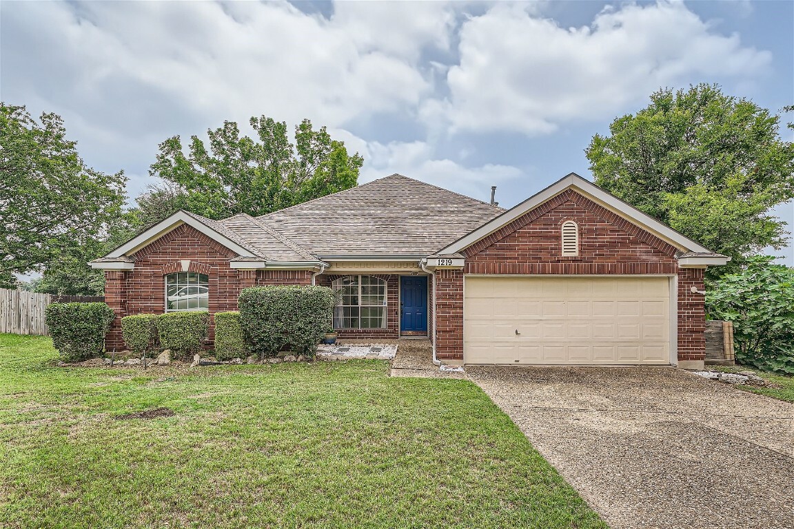 Property Photo:  1219 Briargate Drive  TX 78753 