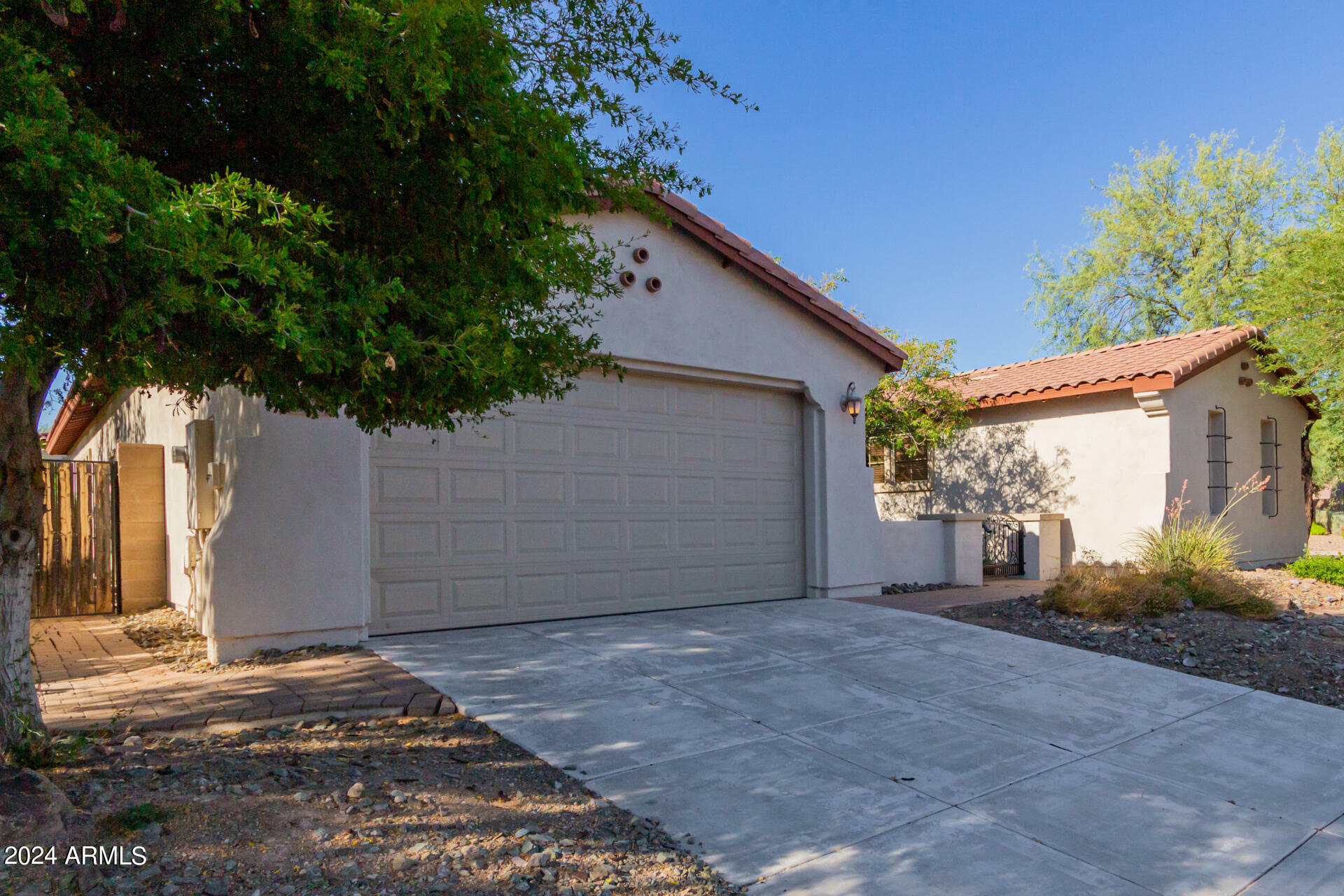 Property Photo:  12260 W Lone Tree Trail  AZ 85383 