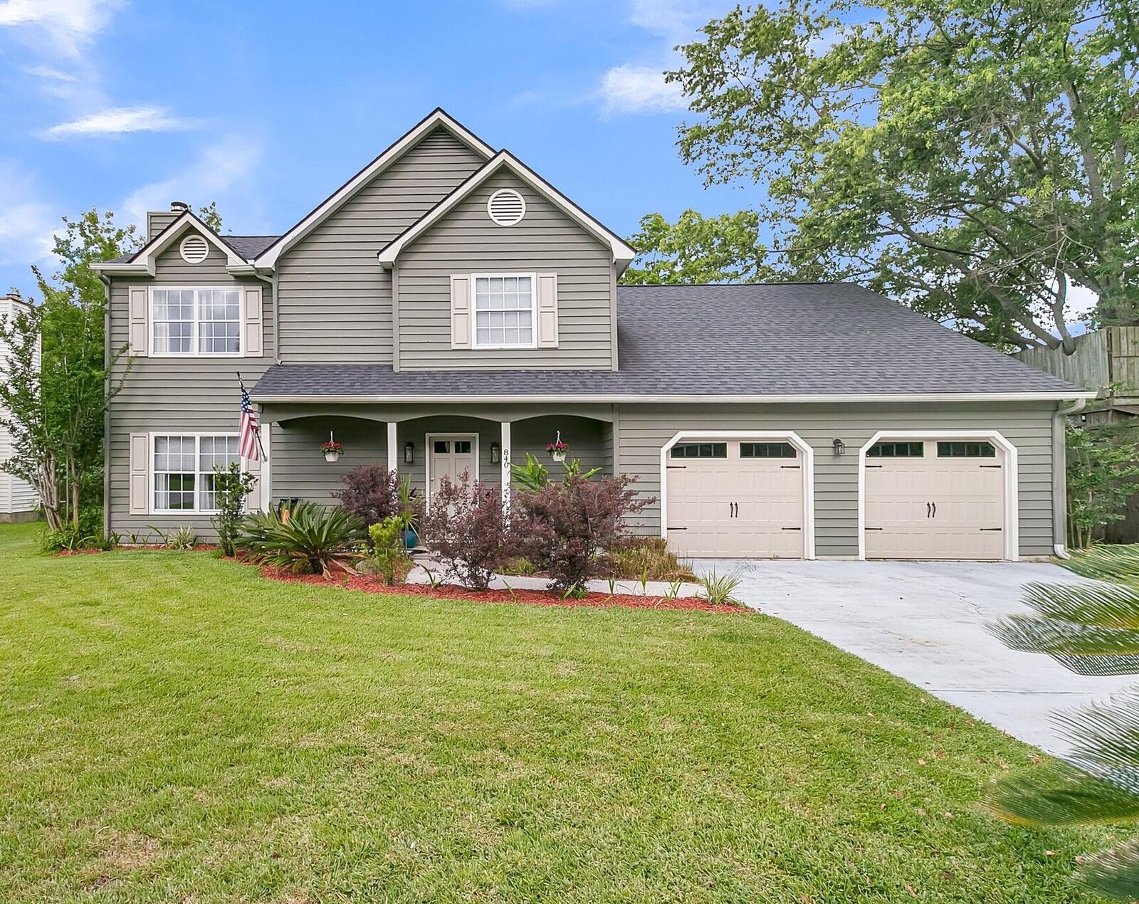 Property Photo: 840 N Aylesbury Road SC 29445