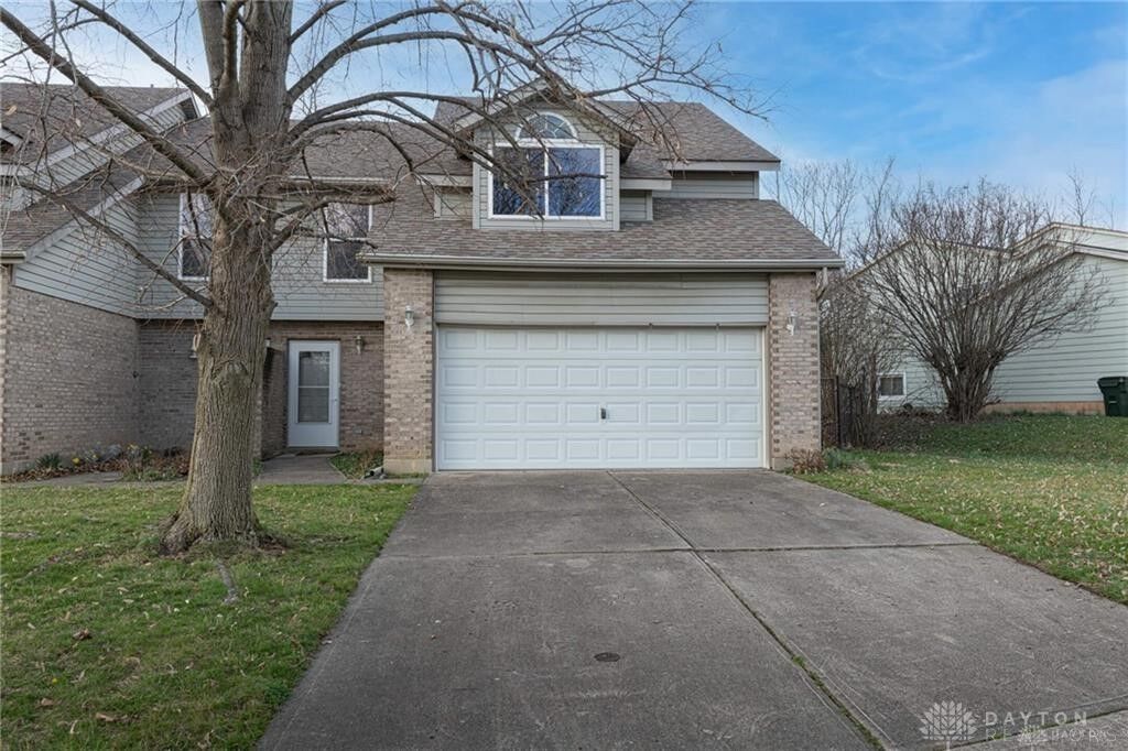 Property Photo: 851 Waldsmith Way OH 45377