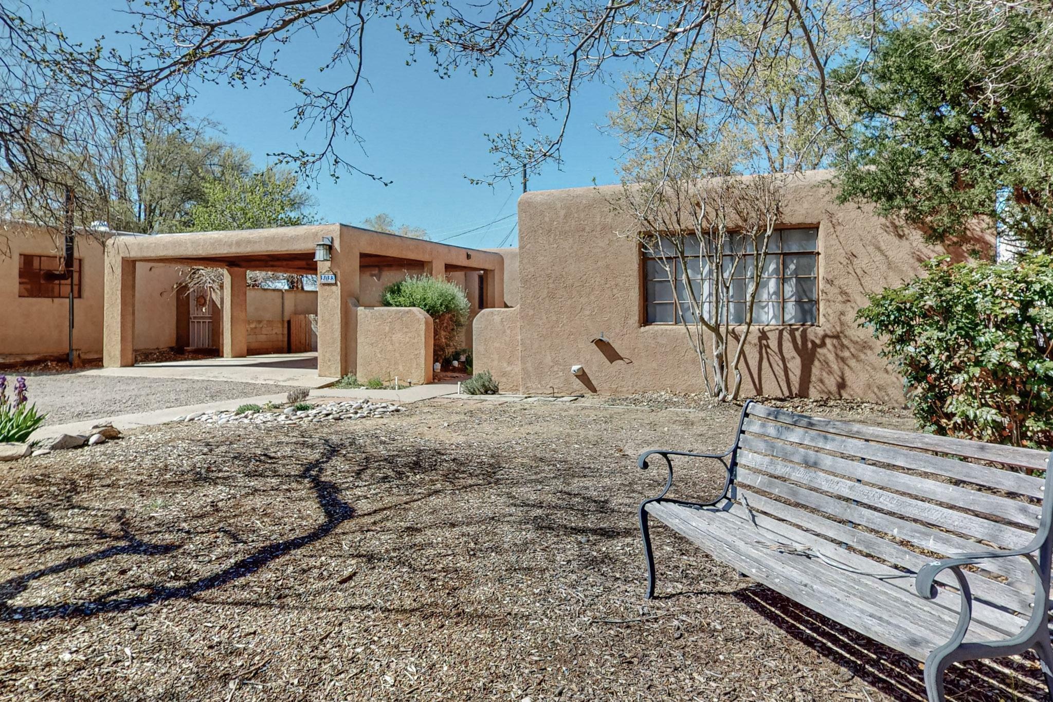 Property Photo:  2023 Somervell Street NE  NM 87112 