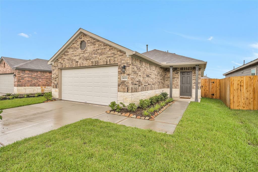 Property Photo: 14211 Sedona Ridge Drive TX 77303