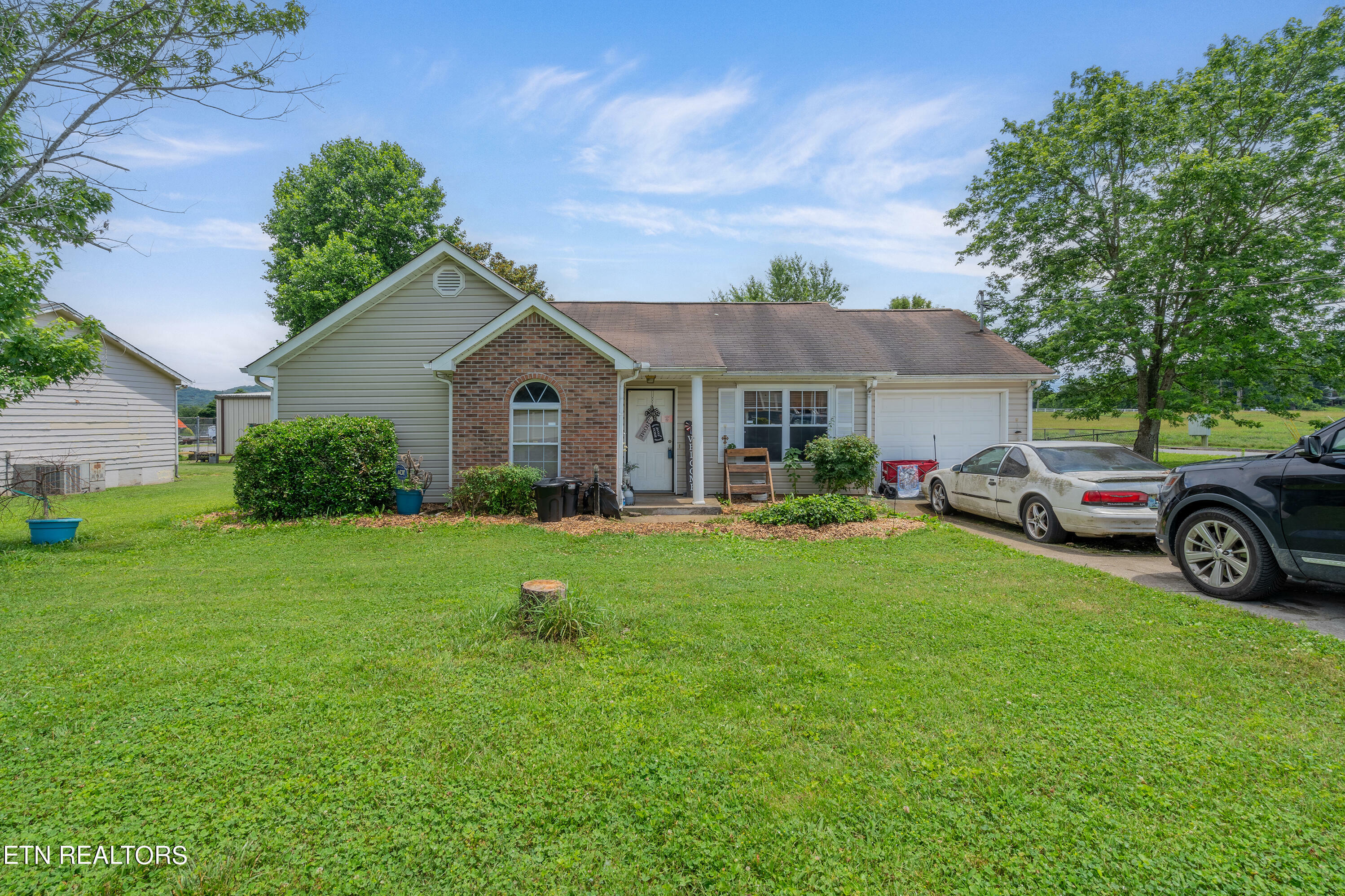 Property Photo:  2140 Bainbridge Way  TN 37849 