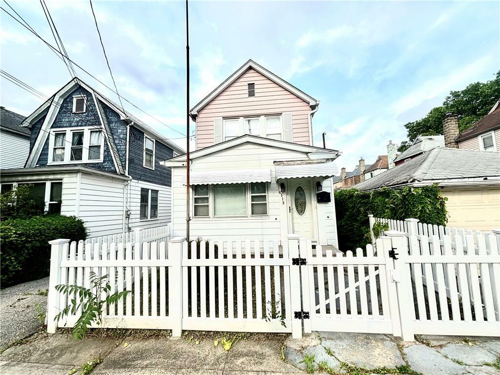 Property Photo:  4510 Hill Avenue  NY 10466 