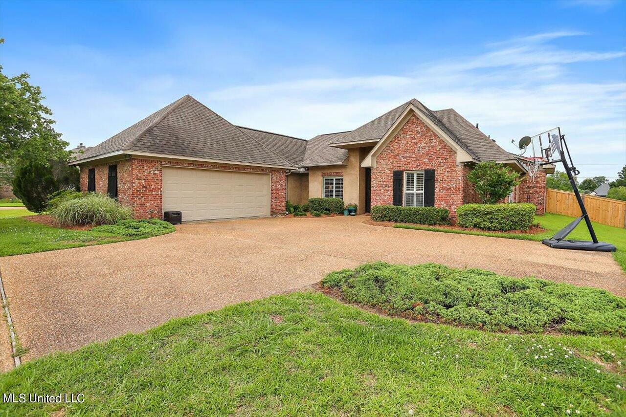 Property Photo:  512 Turtle Lane  MS 39047 