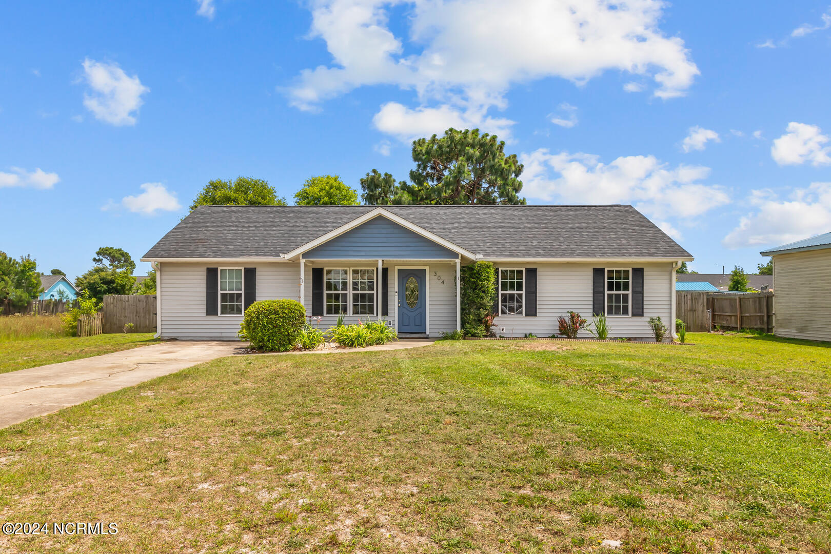 Property Photo:  304 Dayrell Drive  NC 28539 