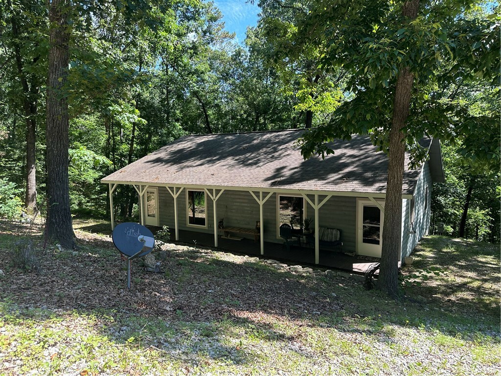 Property Photo:  135 County Road 3023  AR 72632 