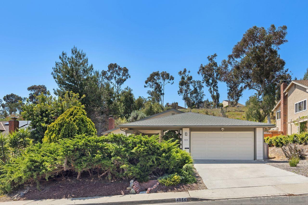 Property Photo: 4054 Tambor Rd CA 92124
