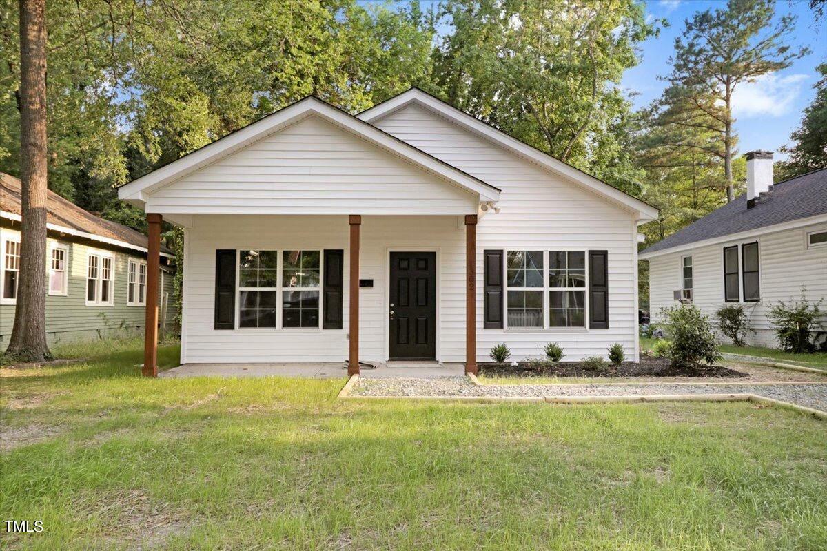 Property Photo:  513 E Wilson Street  NC 27822 