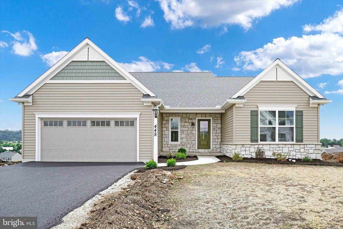 Property Photo:  448 Springhouse Lane  PA 17406 