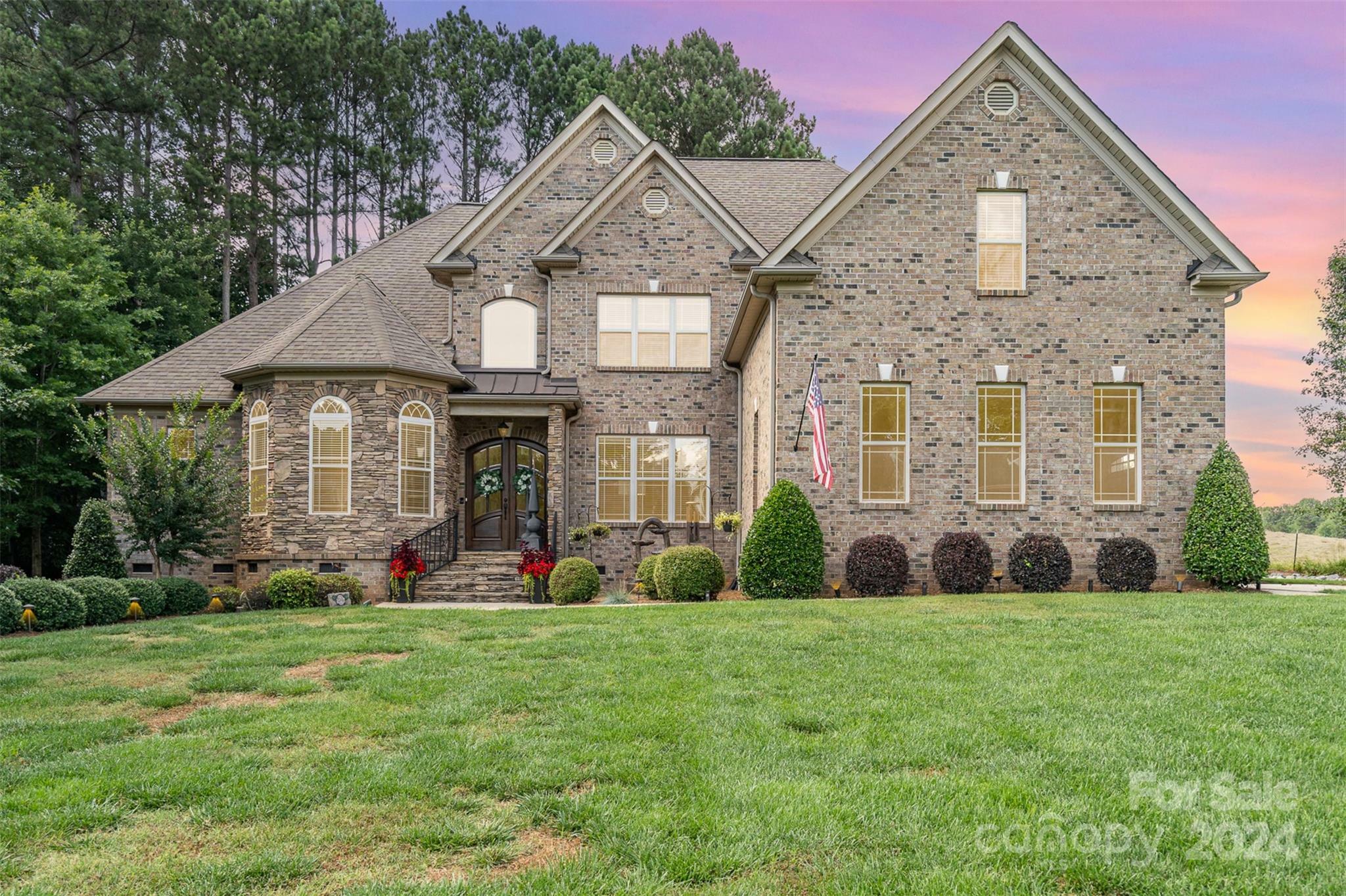 Property Photo:  139 Waterbury Drive  NC 28117 