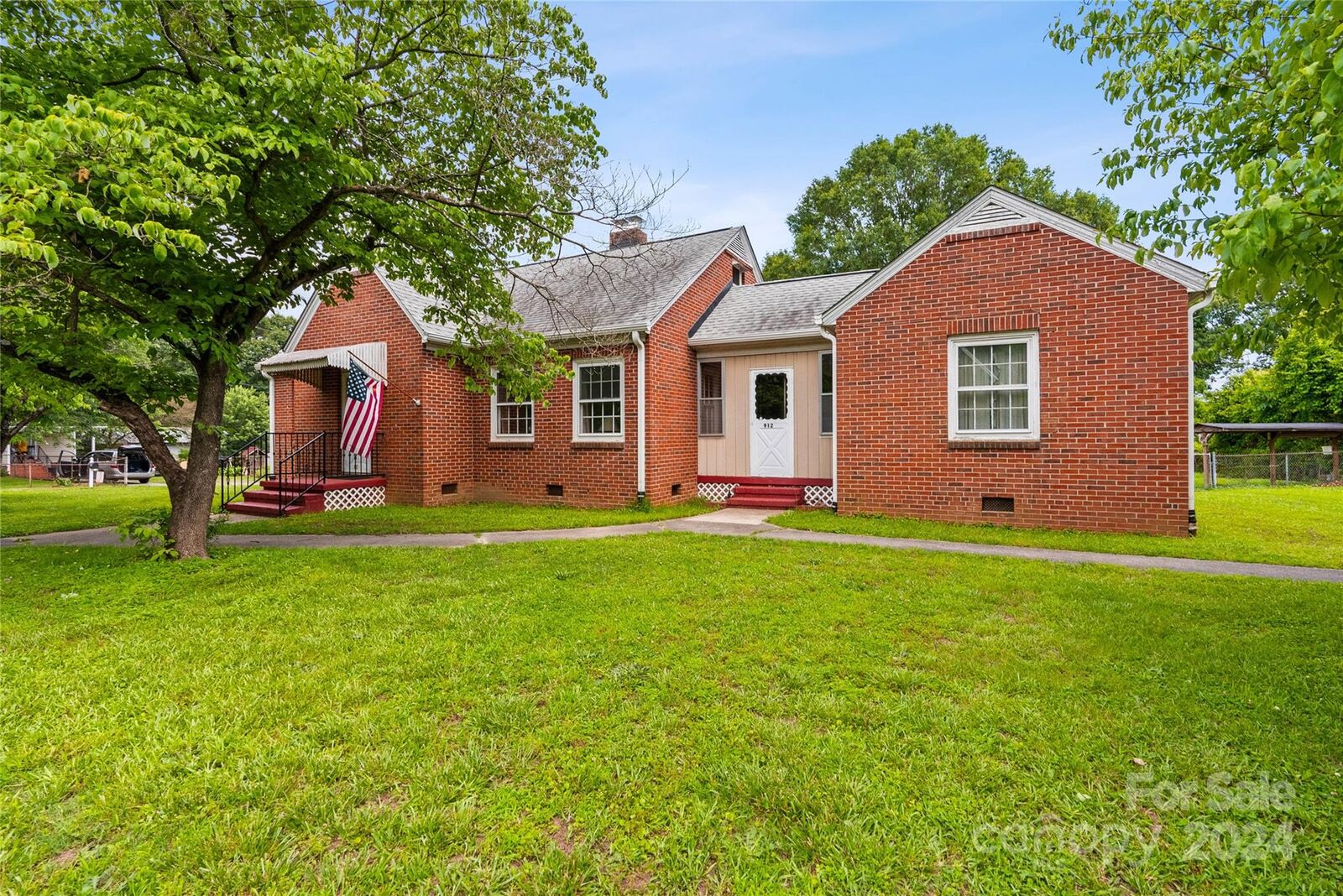 Property Photo:  912 Hickory Grove Road  NC 28056 