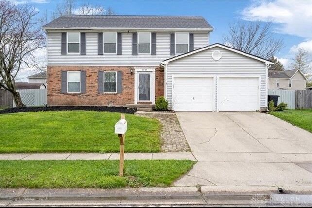 Property Photo: 2015 Sherwood Forest Drive OH 45342