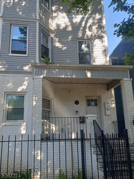 Property Photo:  77 S 16th St  NJ 07018 