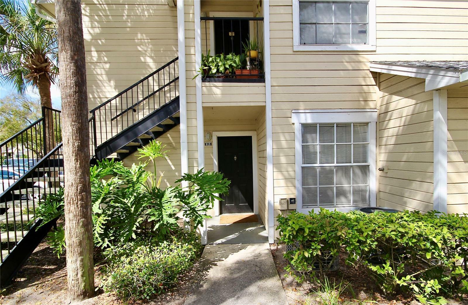 Property Photo:  1085 S Hiawassee Road 513  FL 32835 