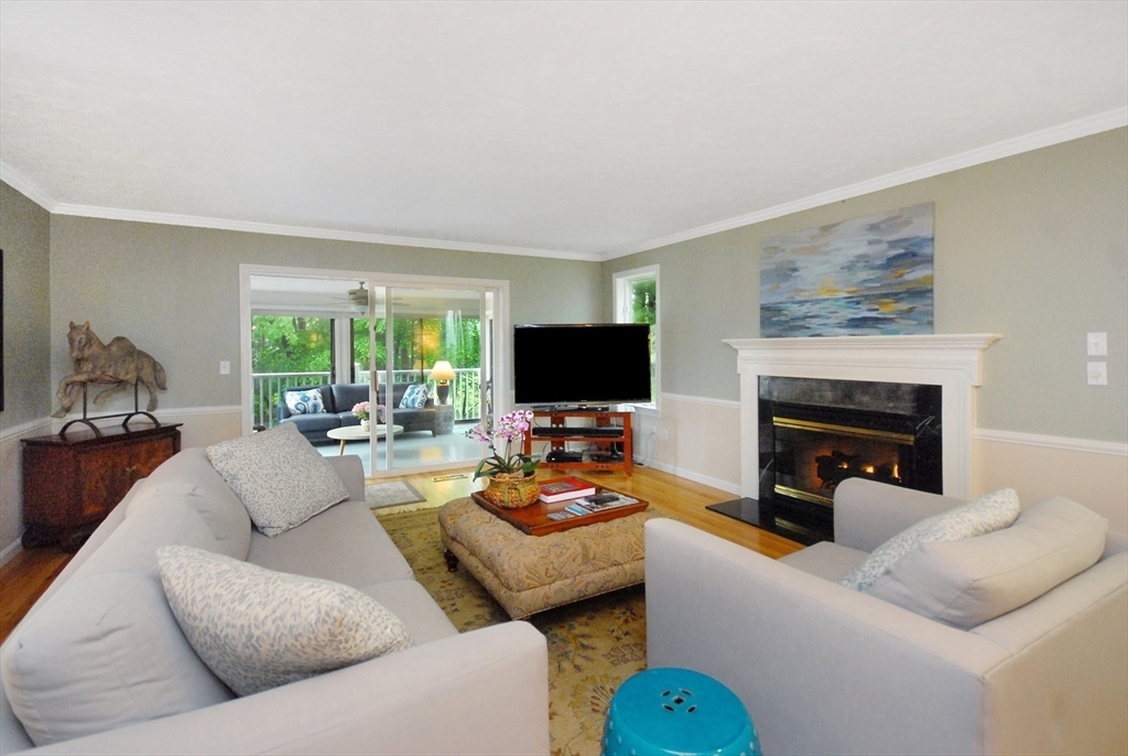 Property Photo:  109 Parkhurst Dr 109  MA 01886 