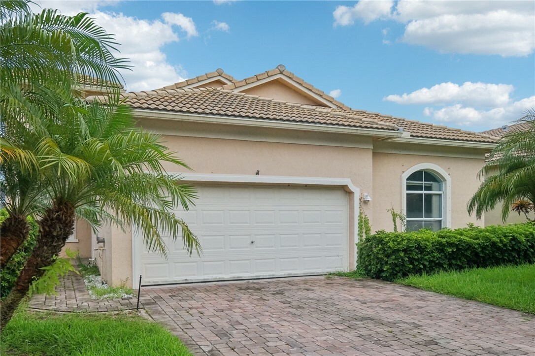 Property Photo:  5540 Spanish River Road  FL 34951 