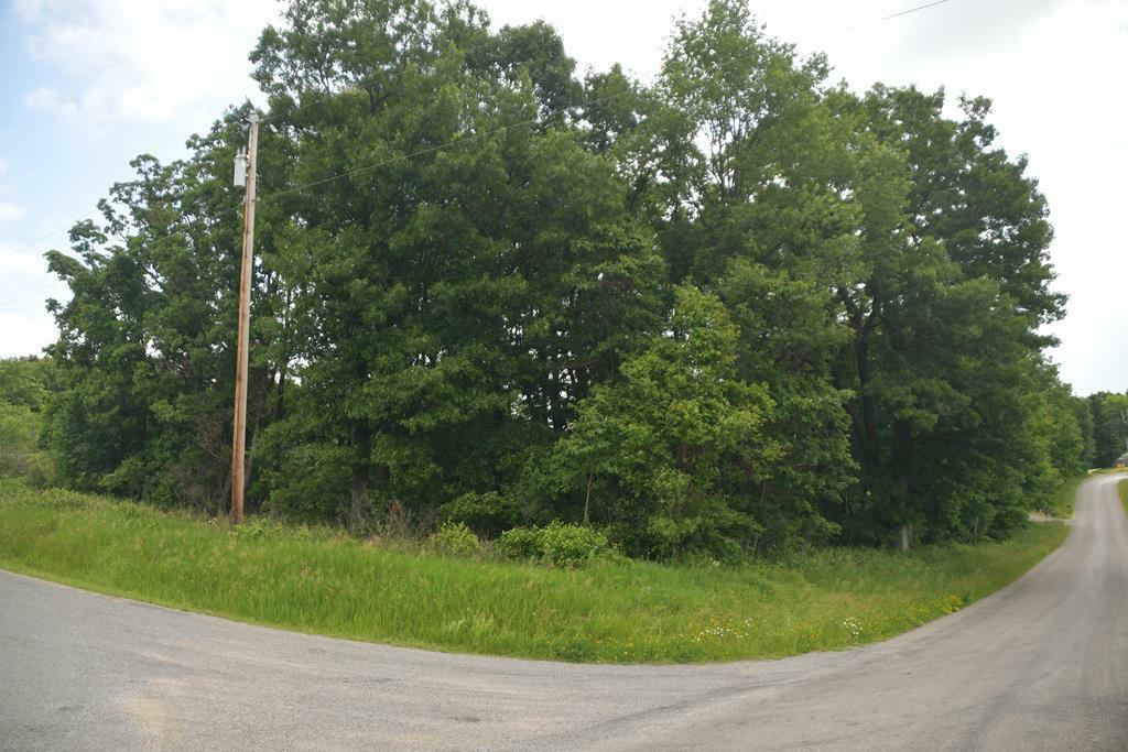 Property Photo:  0 Eau Claire Road  PA 16373 