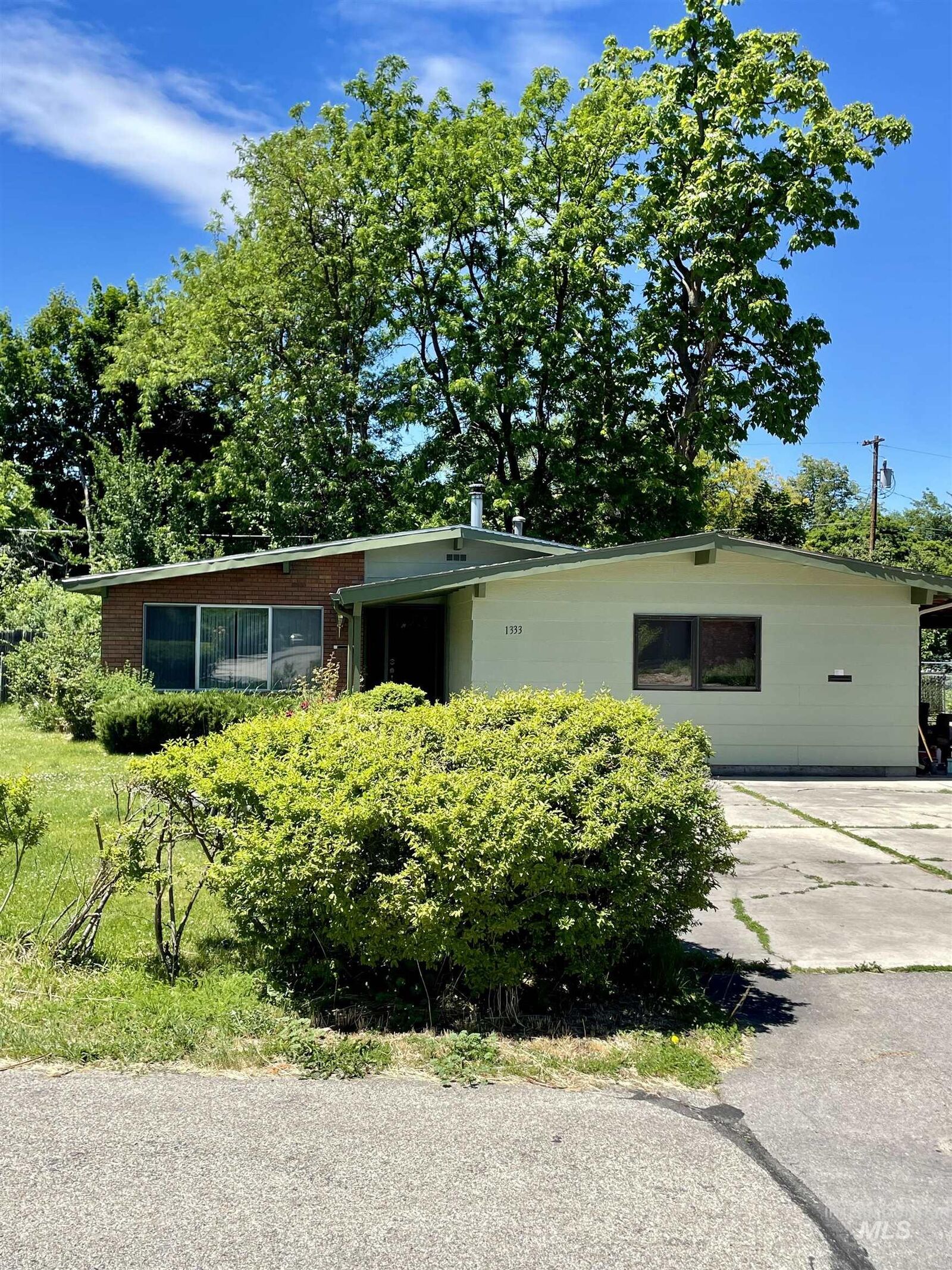 Property Photo:  1333 S Hervey St.  ID 83705 