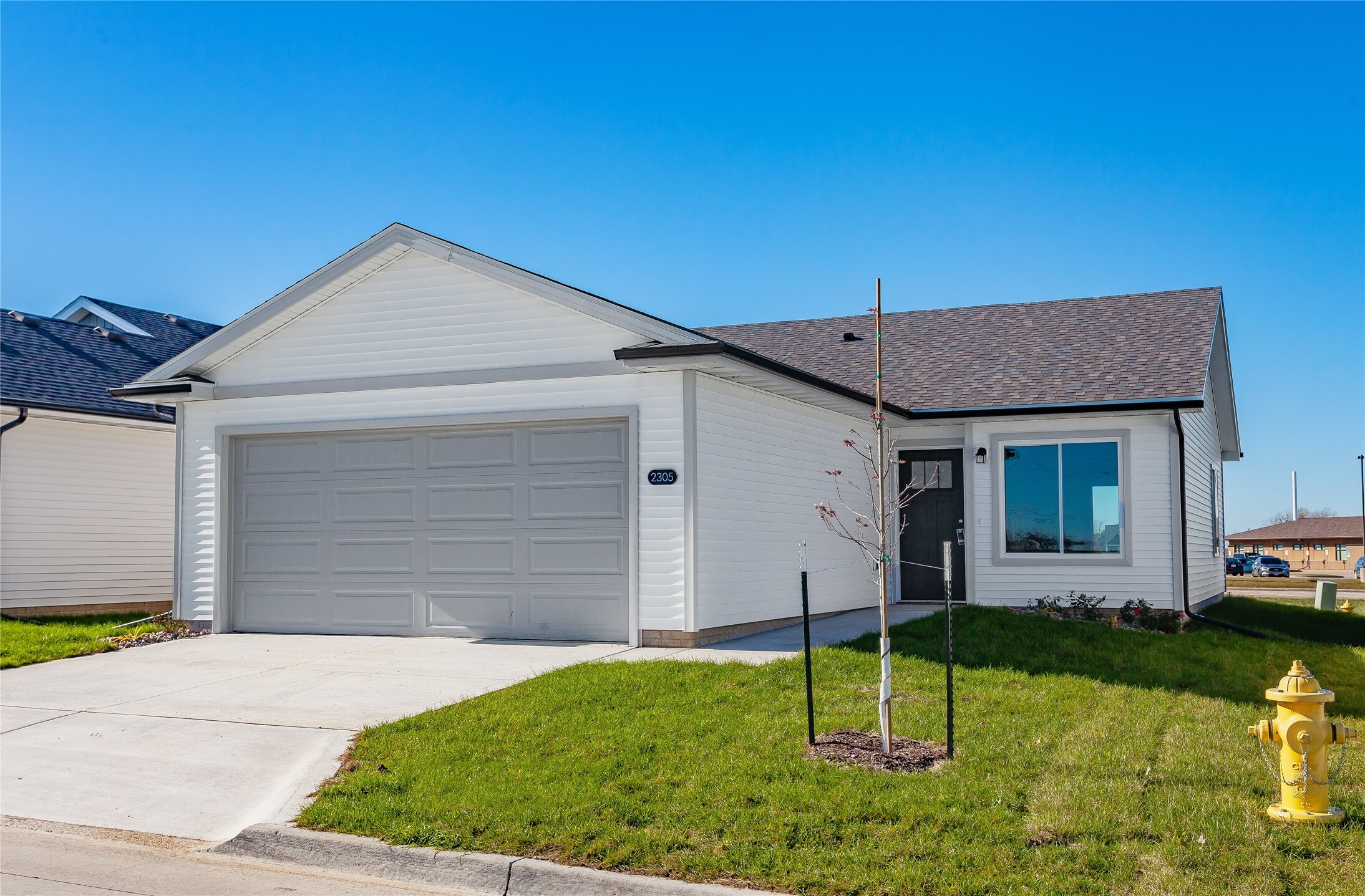 2305 Legacy Drive  Norwalk IA 50211 photo