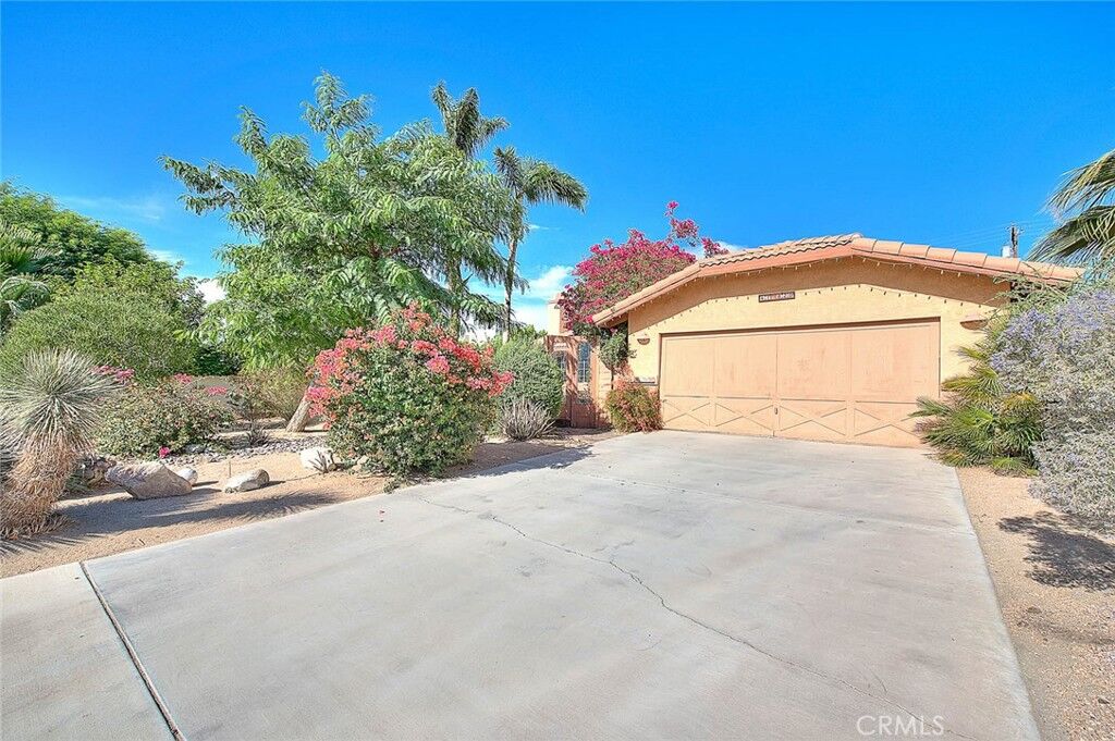 Property Photo:  41820 Jamaica Sands Drive  CA 92203 