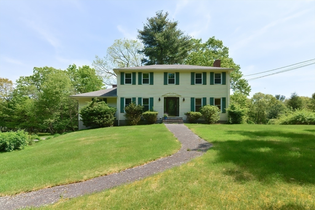 Property Photo:  5 Fales Rd  MA 02762 