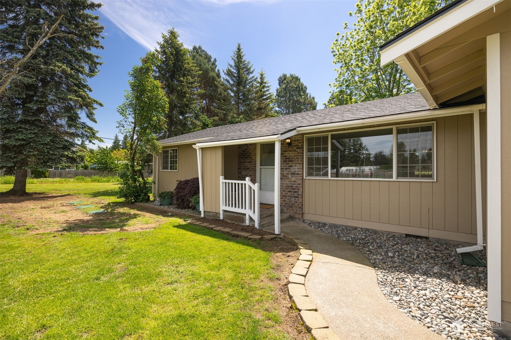 Property Photo:  311 W 68th Street  WA 98264 