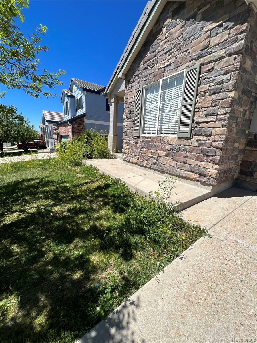 Property Photo:  18541 E Harvard Drive  CO 80013 