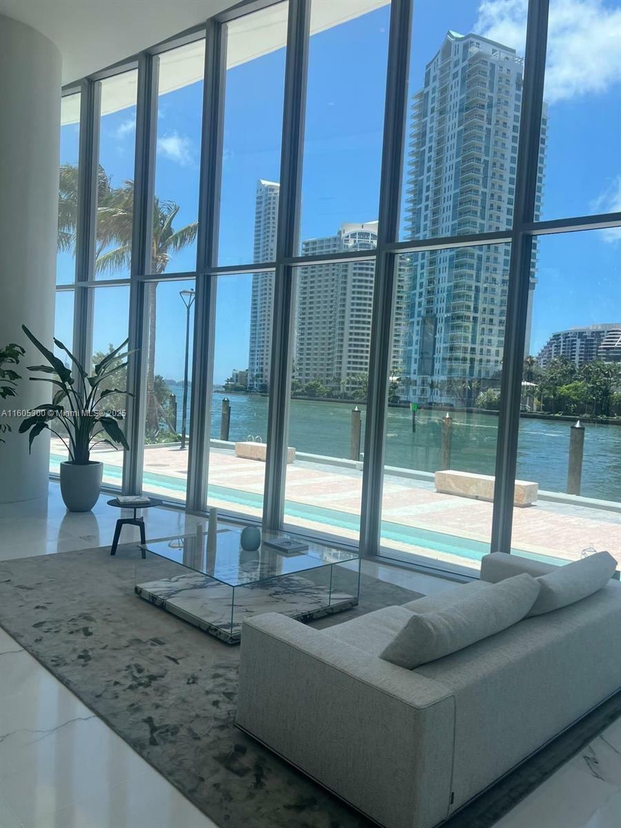 300 Biscayne Blvd Way 5009  Miami FL 33131 photo
