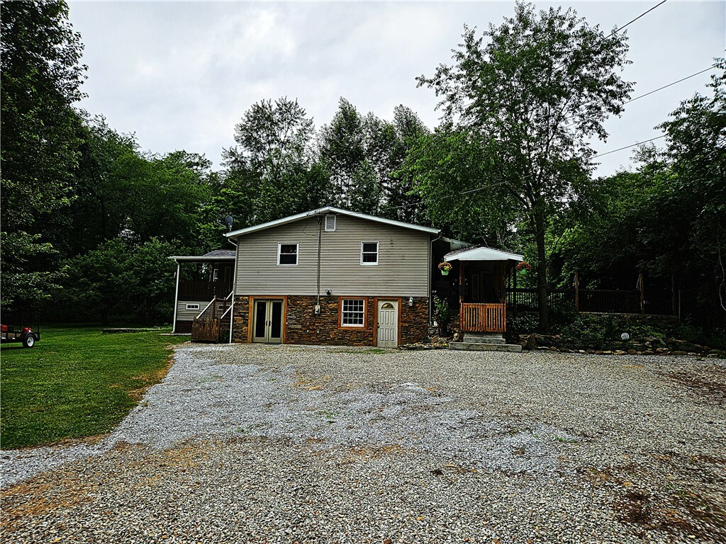 Property Photo:  615 Fallen Timbers Rd  PA 15474 