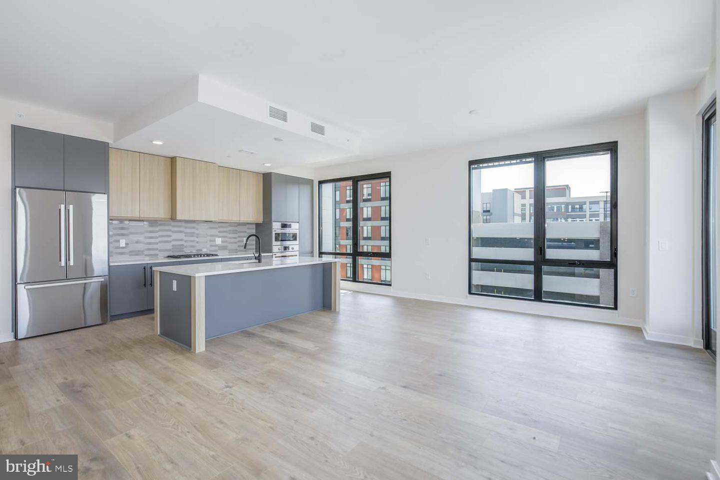 Property Photo: 255 W. Falls Station Boulevard 512 VA 22046