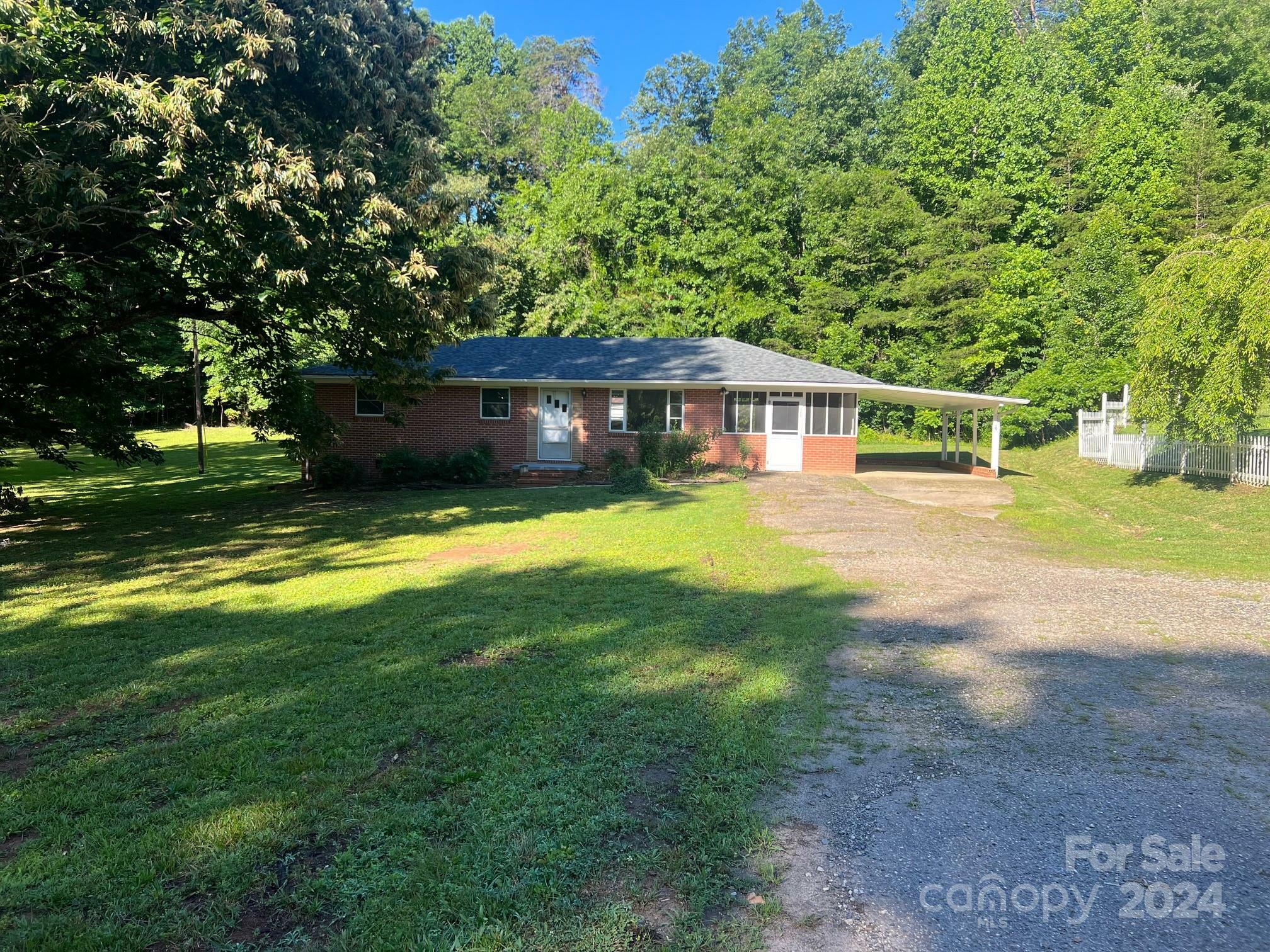 Property Photo:  1980 Old Nc 18 Road  NC 28655 