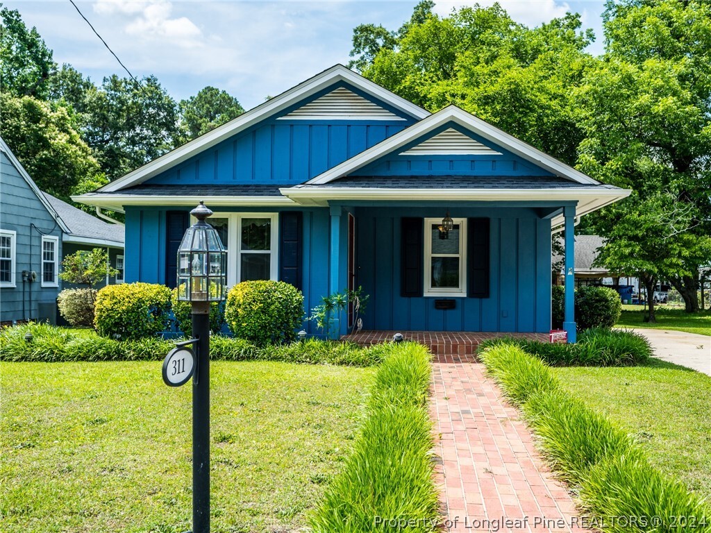 Property Photo: 311 W 19th Street W NC 28358