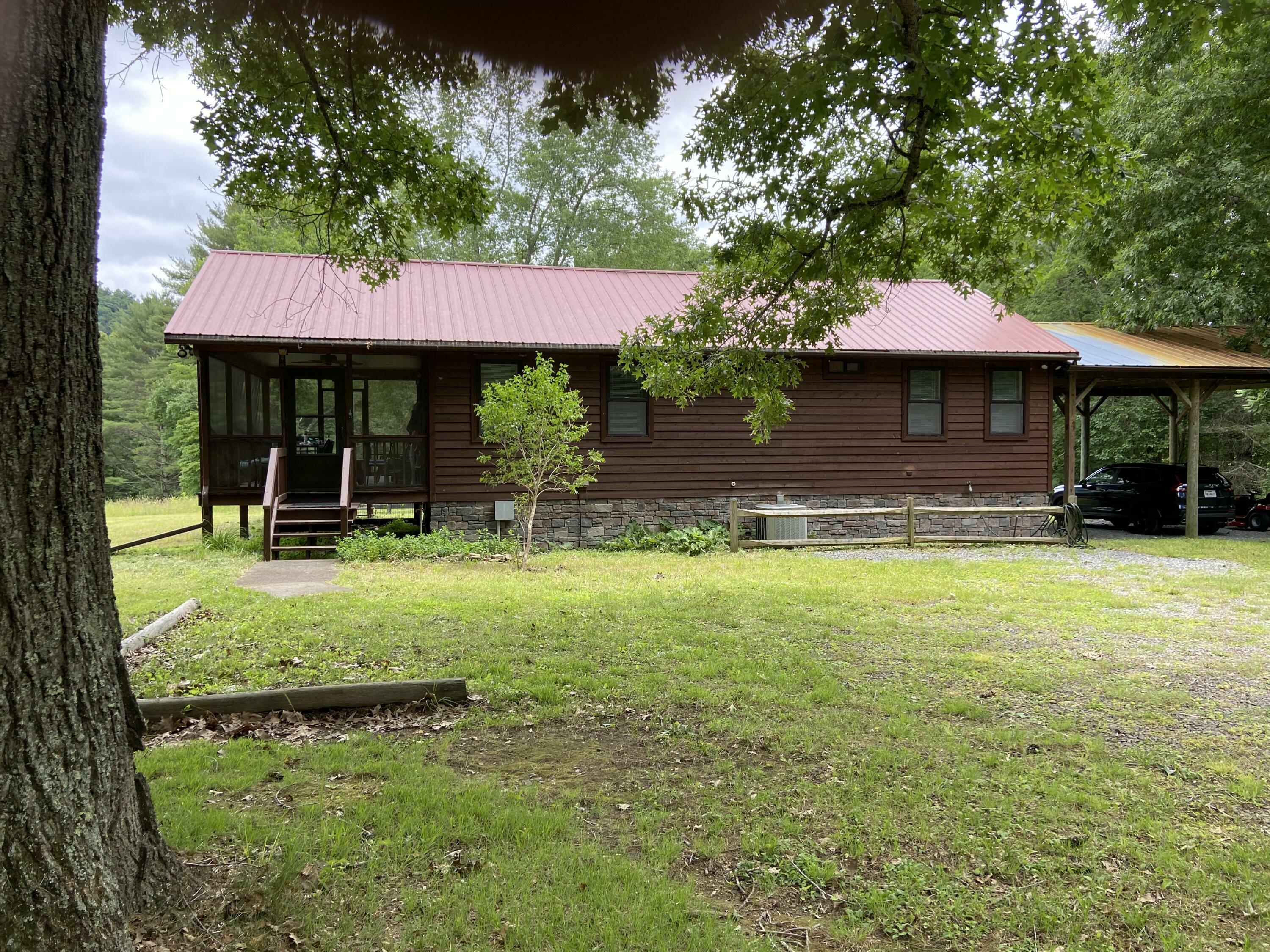 Property Photo:  1284 Northern Trail  WV 24946 