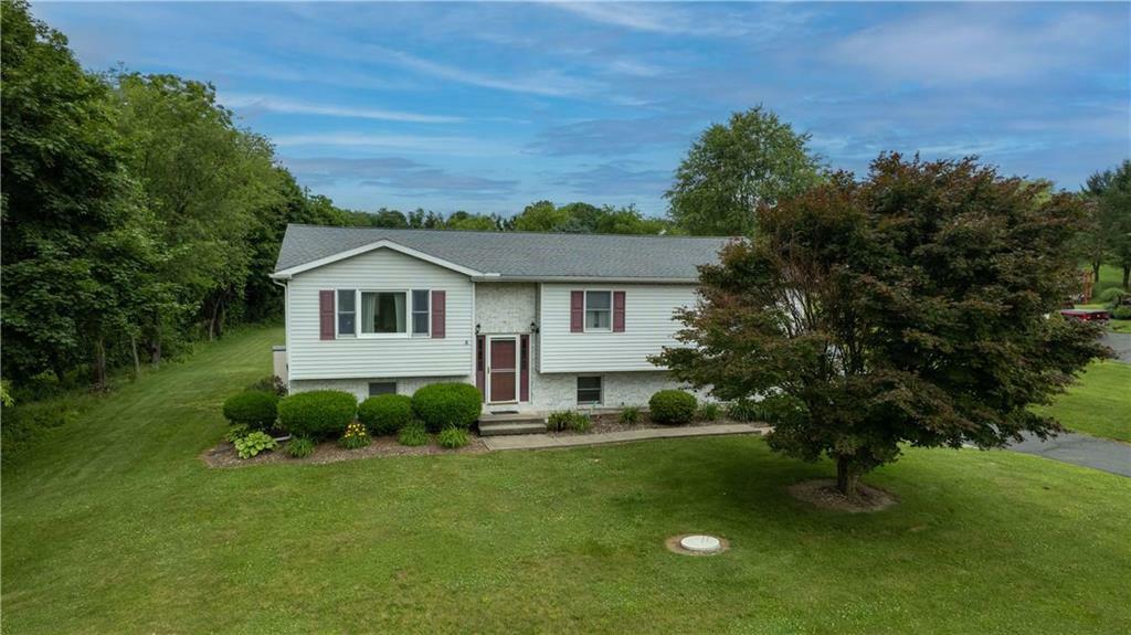 Property Photo:  874 South Cottonwood Road  PA 18088 